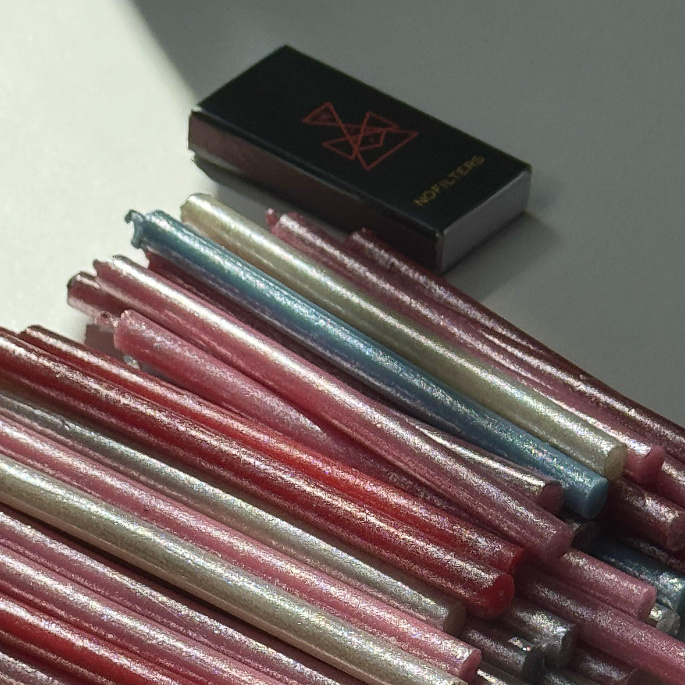 картинка Набор восковых свечей Candles to go Pink (Свечи с собой), 40 шт. от магазина NOFILTERS