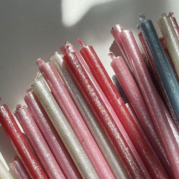 картинка Набор восковых свечей Candles to go Pink (Свечи с собой), 40 шт. от магазина NOFILTERS